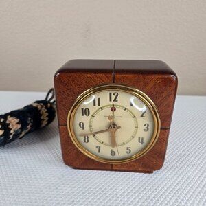 1948 General Electric The Delegate Electric Alarm Clock Made in the USA